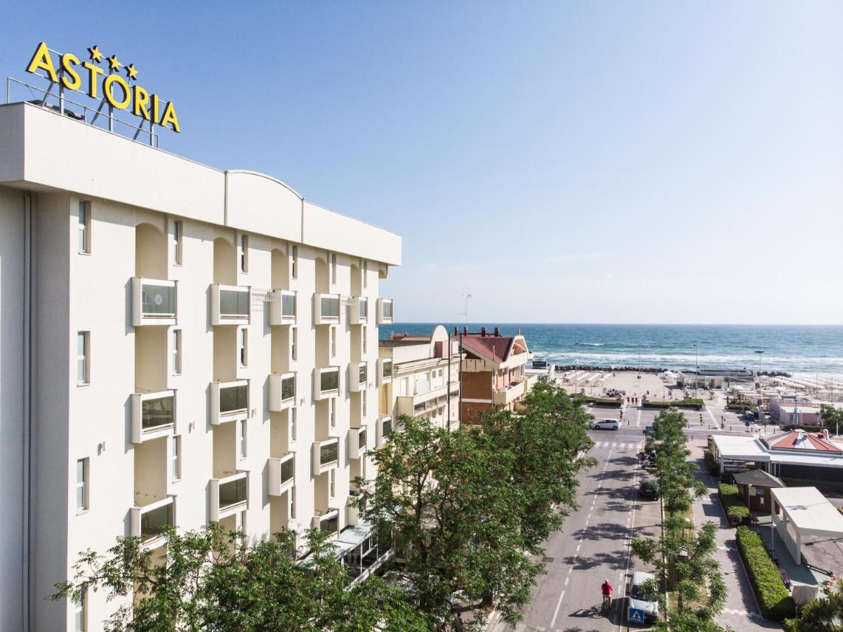 Hotel Astoria Misano Adriatico Exterior foto